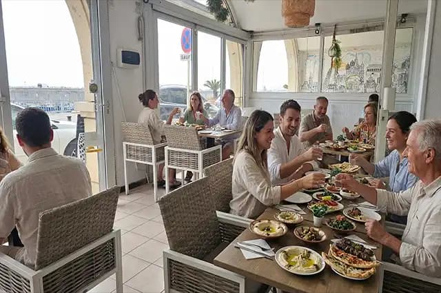 Photo 1 de Le Cèdre du liban